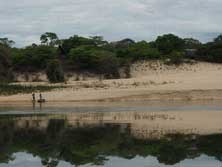 Sdliches Afrika, Zambia, Kalahari: Am Flussufer 